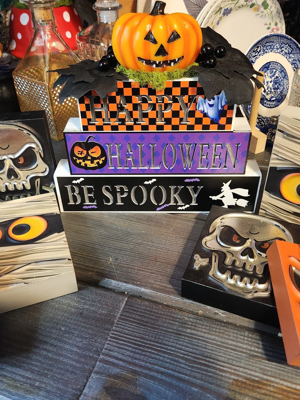 N/A festive halloween